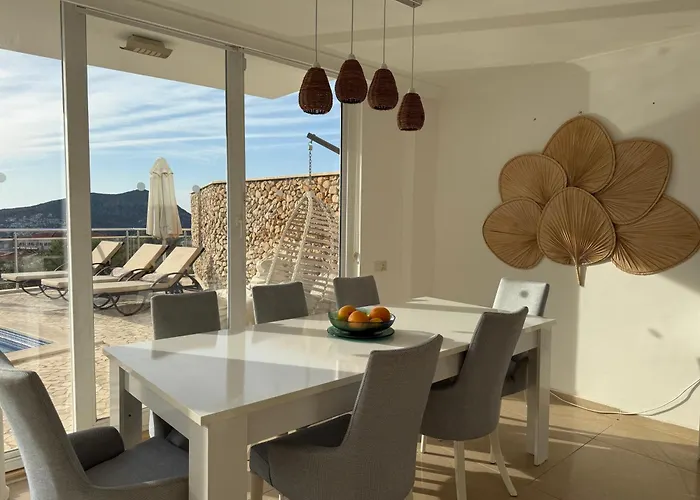 Amante Villa